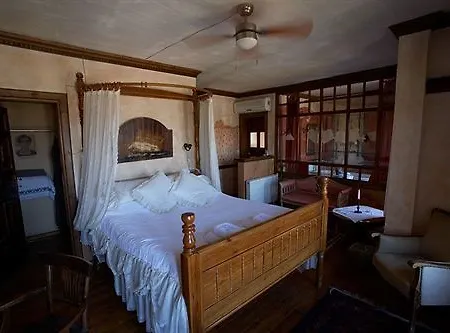 Hotel Nisanyan 3*