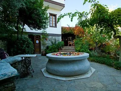Nisanyan
